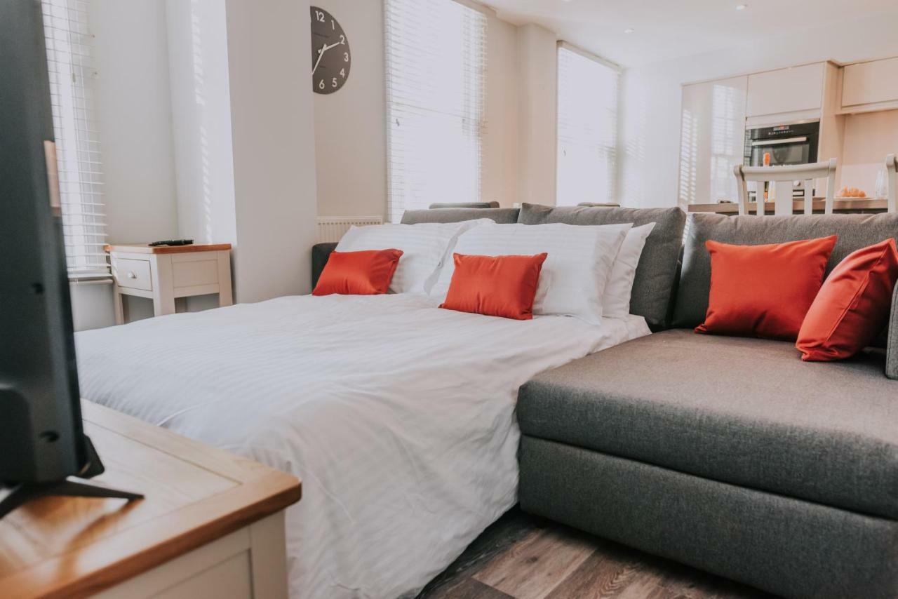 Cavendish House With Secure, Allocated Parking, 2 Mins Walk From Windsor Castle Exterior foto
