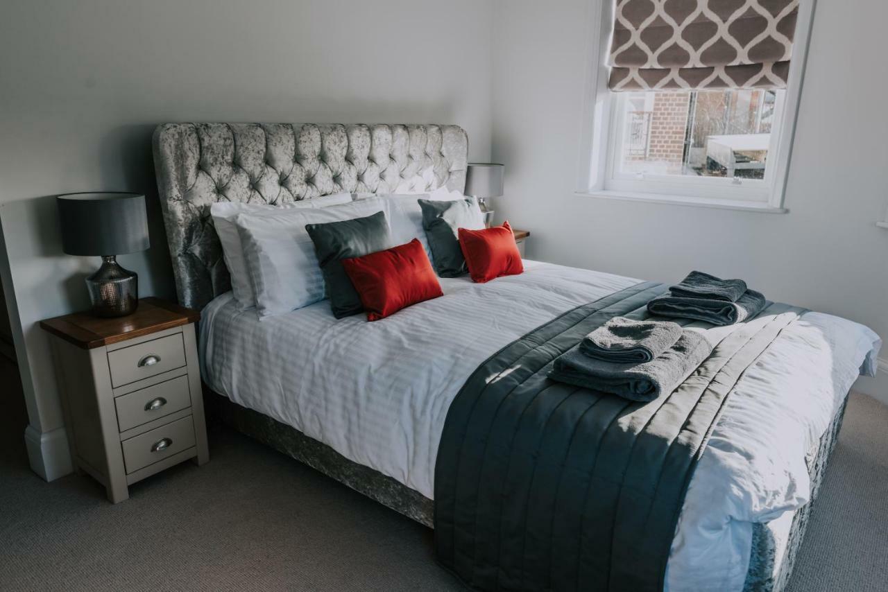 Cavendish House With Secure, Allocated Parking, 2 Mins Walk From Windsor Castle Exterior foto