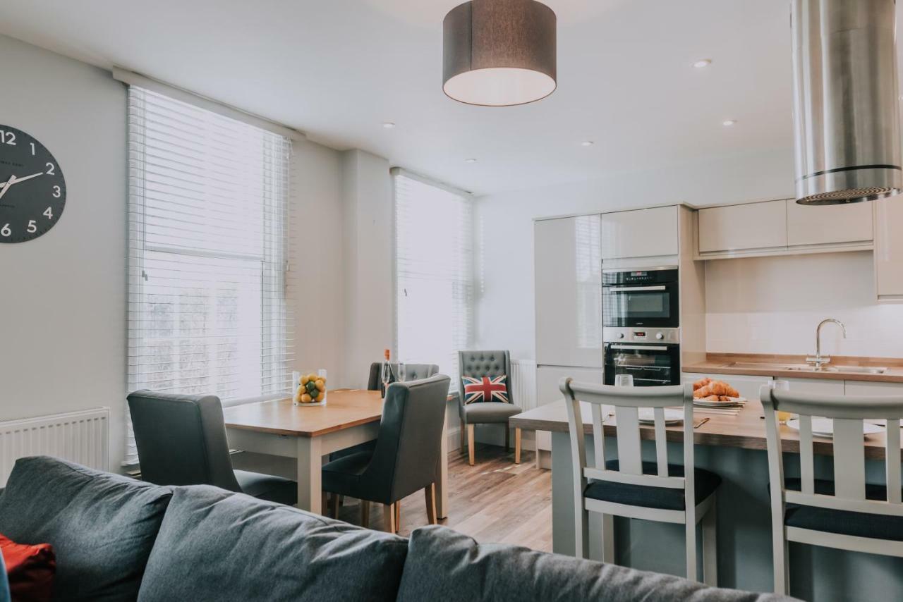 Cavendish House With Secure, Allocated Parking, 2 Mins Walk From Windsor Castle Exterior foto