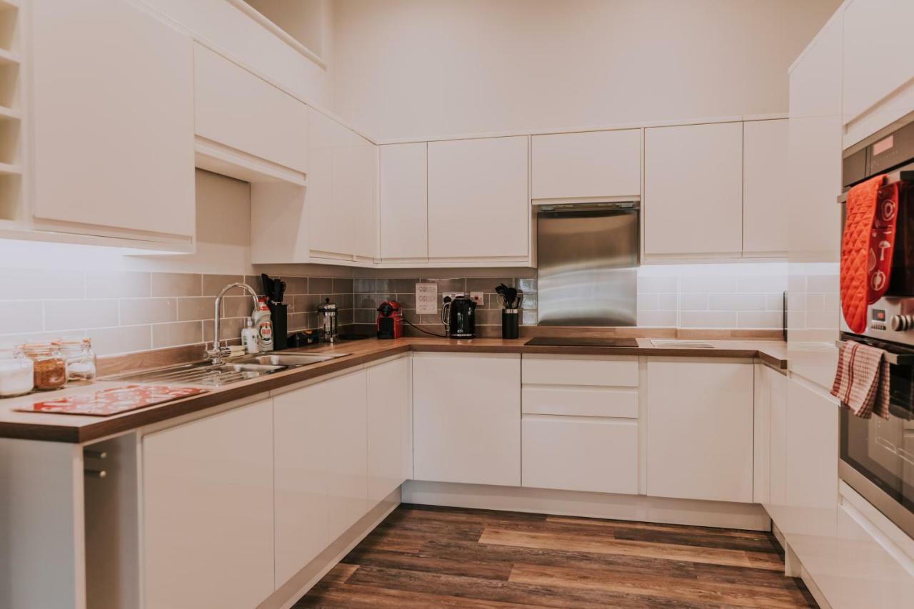 Cavendish House With Secure, Allocated Parking, 2 Mins Walk From Windsor Castle Exterior foto