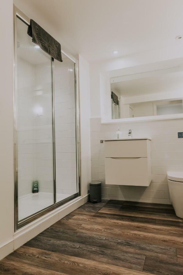 Cavendish House With Secure, Allocated Parking, 2 Mins Walk From Windsor Castle Exterior foto