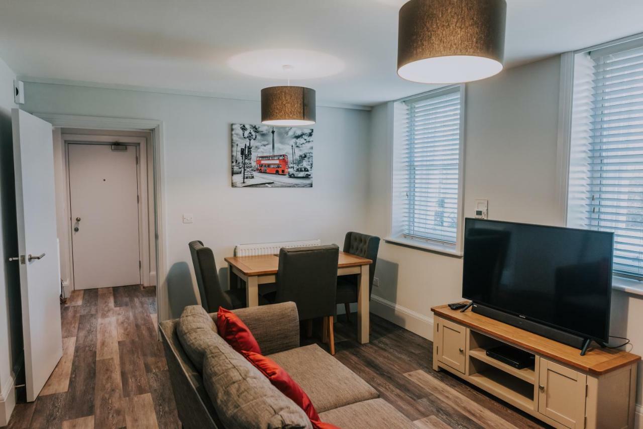 Cavendish House With Secure, Allocated Parking, 2 Mins Walk From Windsor Castle Exterior foto